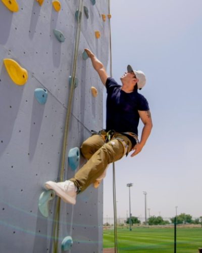 Climbing-wall-banner2-min-1024x1024-640x480