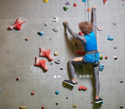 Climbing wall