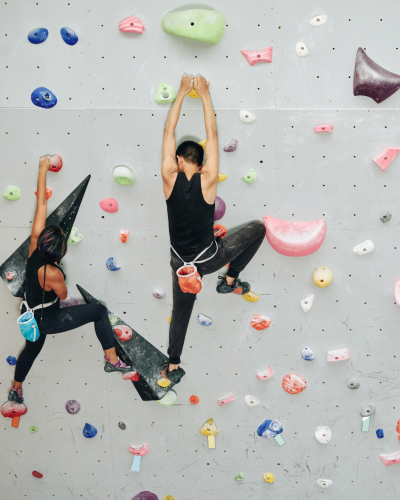 couple-climbing-up-the-wall-2021-09-03-17-21-38-utc